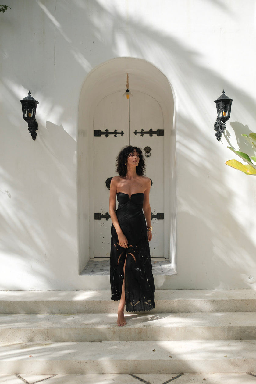 Amai Lace Maxi Dress Black